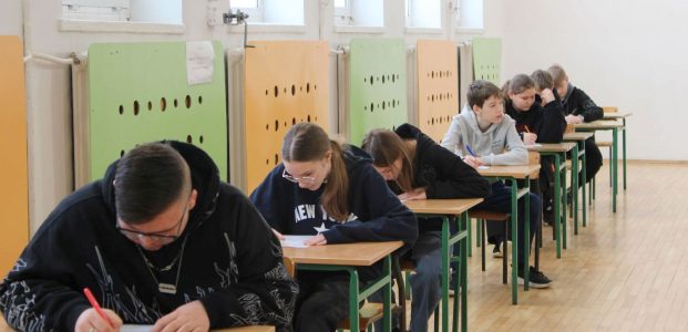 WIEDZA, KTÓRA RATUJE ŻYCIE – RELACJA Z TURNIEJU „MŁODZIEŻ ZAPOBIEGA POŻAROM”